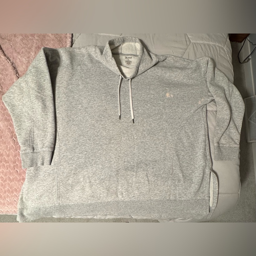 Tek Gear Light Gray sweatshirt
